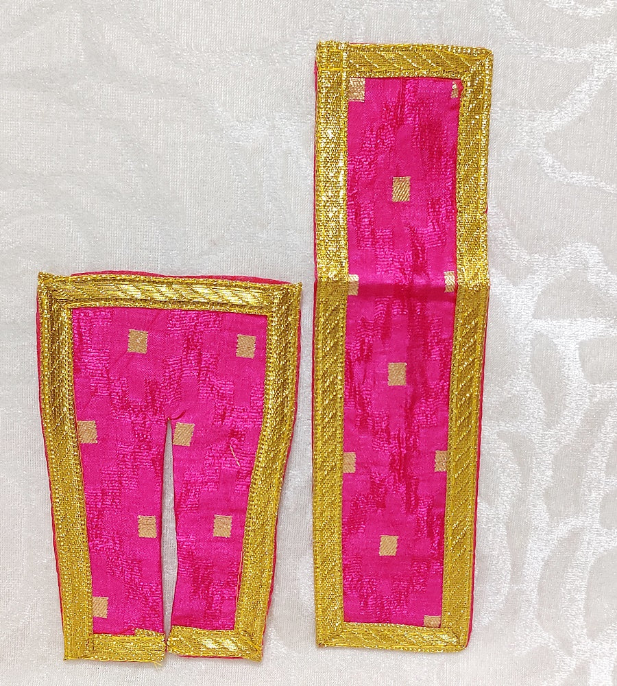 Zhari Chira Odhni Vastra, Medium