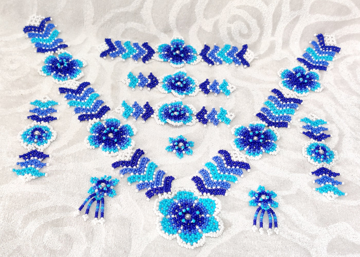Flower Shape Barik Moti Gadijji Mala Full Set (Blue)