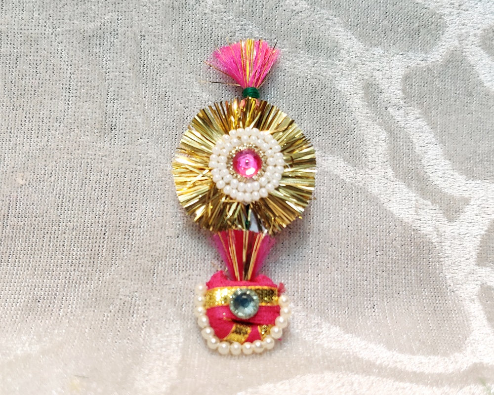 Heavy Golden Zari Diamond Pagh