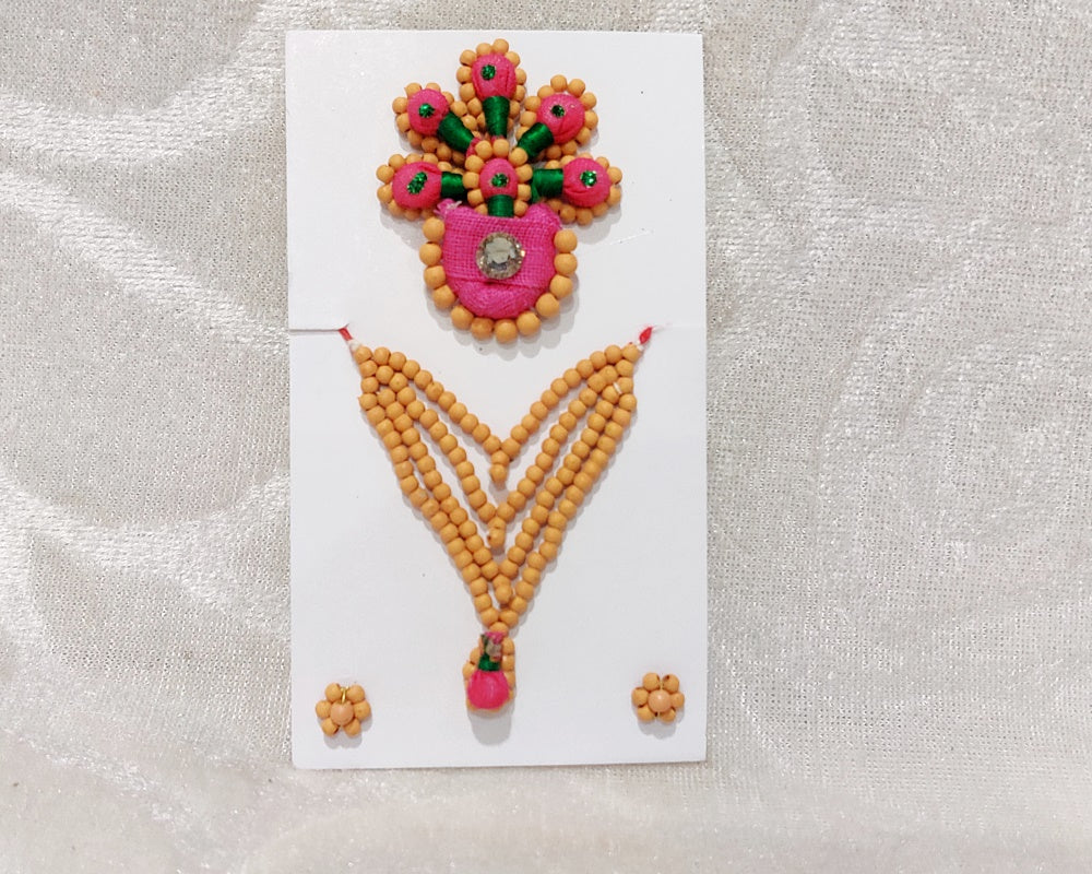 Chandan Pagh Moti Mala Set