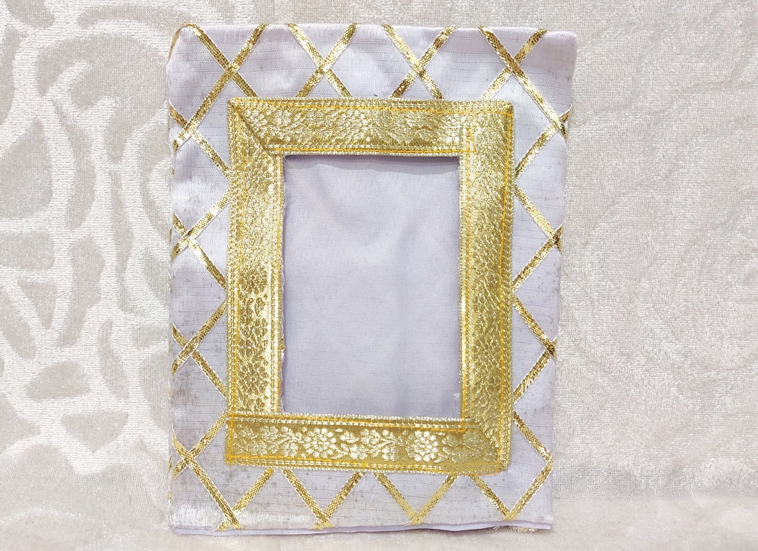 Large Size Zari Chitraji Vastra