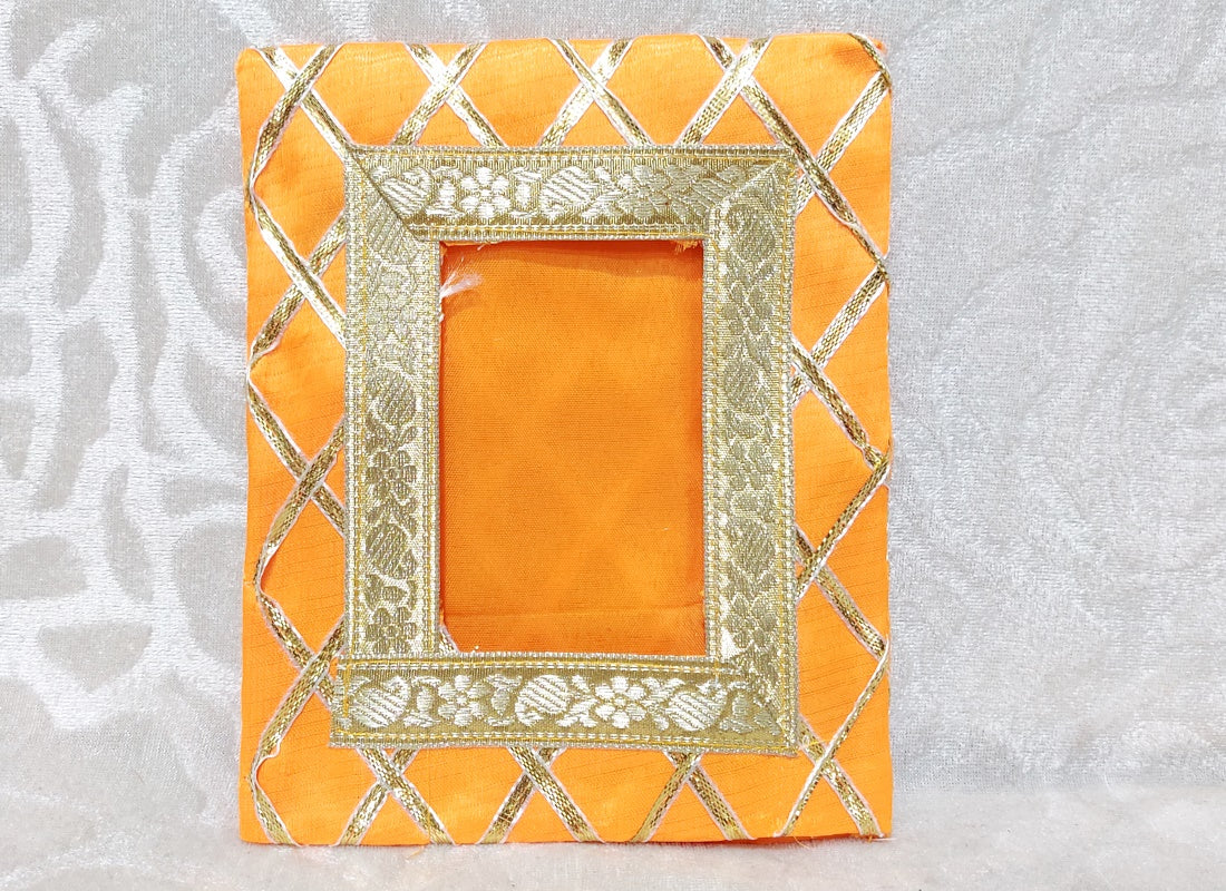 Large Size Zari Chitraji Vastra