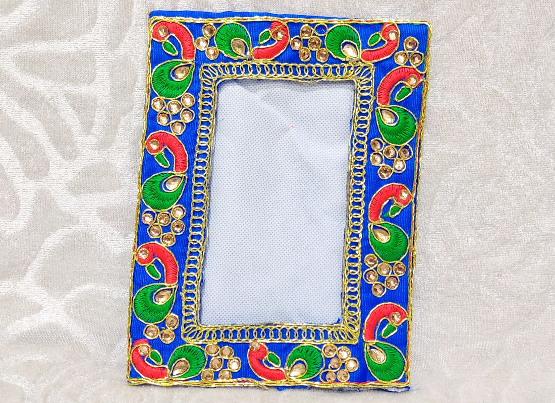 Postcard Size Heavy Zhari Chitraji Vastra