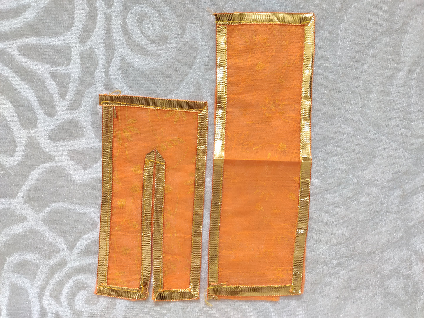 Large Size Zari Chira Odhani Vastra