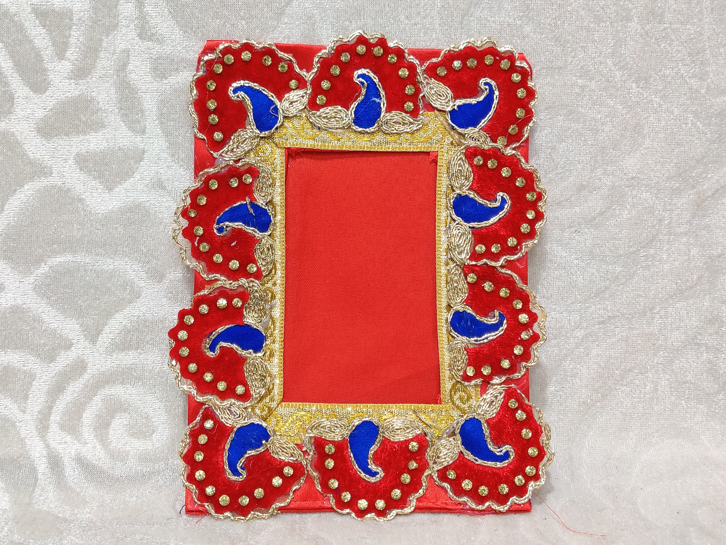 Postcard Size Heavy Zhari Chitraji Vastra