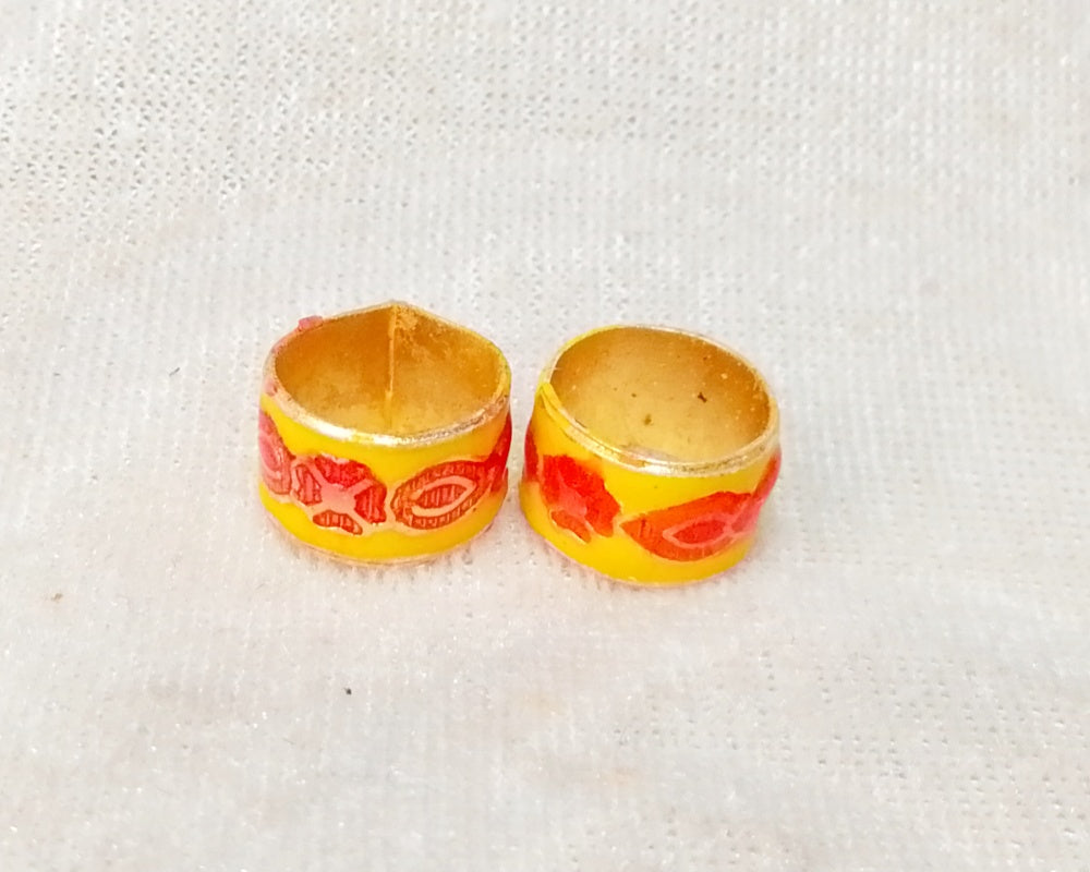 Meenakri Kada, Small