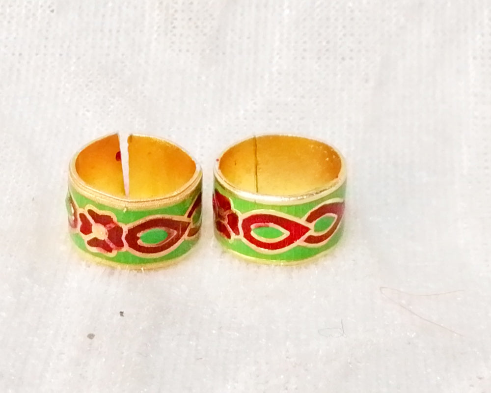 Meenakri Kada, Small