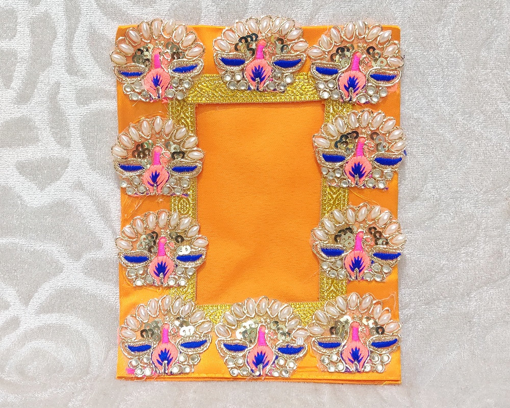Postcard Size Heavy Zhari Chitraji Vastra