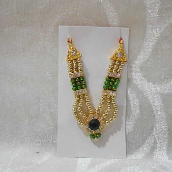 3 Sar Golden/Coloured Moti Mala, Green