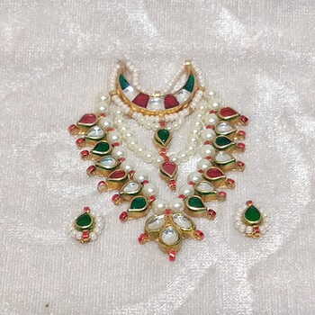 Kundan Malaji , Red and Green