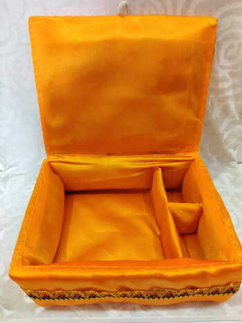 Jhapi Box Jhapiji, Medium – Shrijimall
