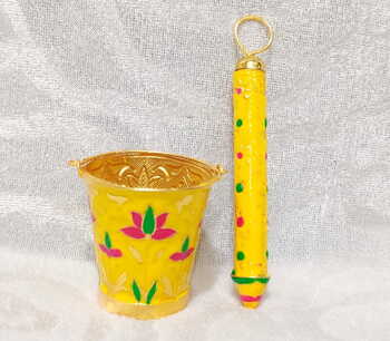 Holi Special Minakri Bucket Pichkari Set, Yellow