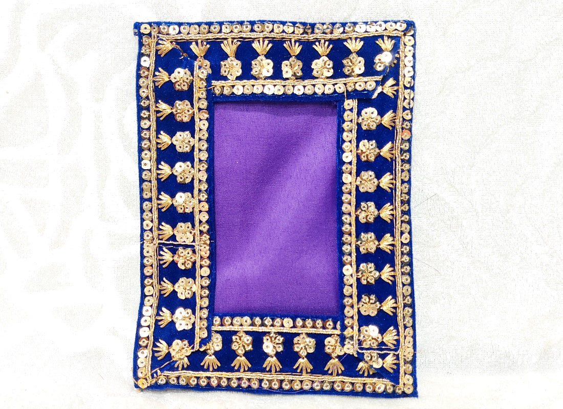 Postcard Size Heavy Zhari Chitraji Vastra