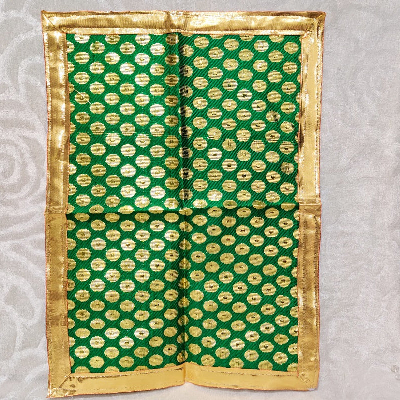 Medium Size Heavy Zhari Pichhwai