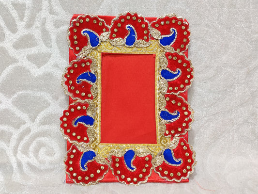 Postcard Size Heavy Zhari Chitraji Vastra