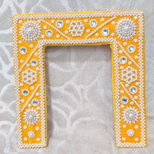 Velvet Moti Work Pithika