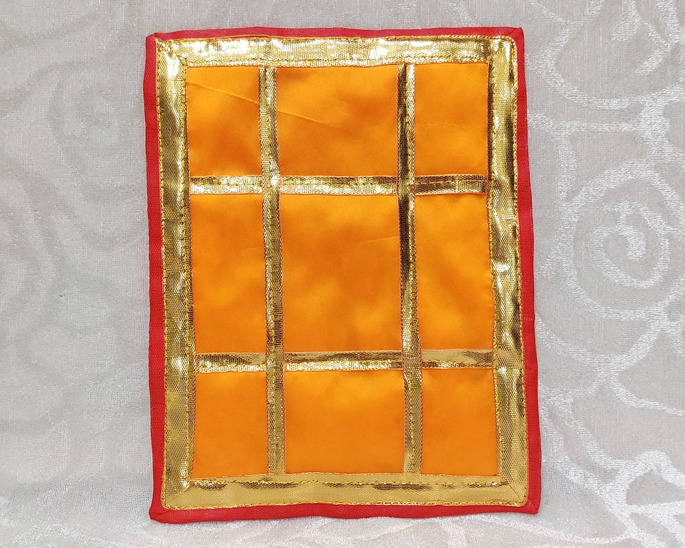 Satin Gadal Rajai , Medium