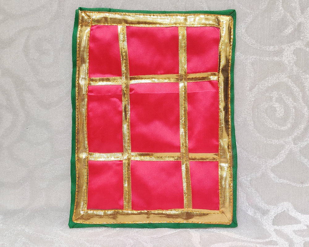 Satin Gadal Rajai , Medium