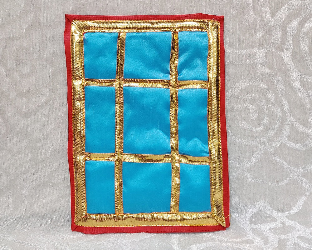 Satin Gadal Rajai , Medium