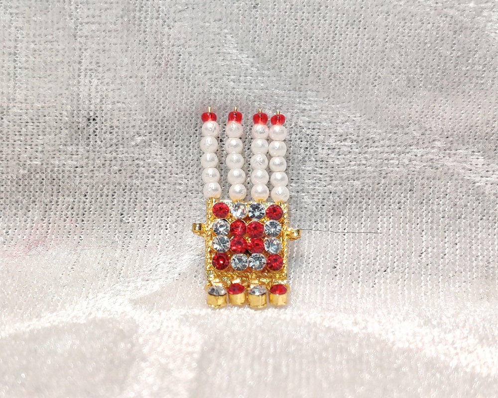 Diamond Sehra, Medium