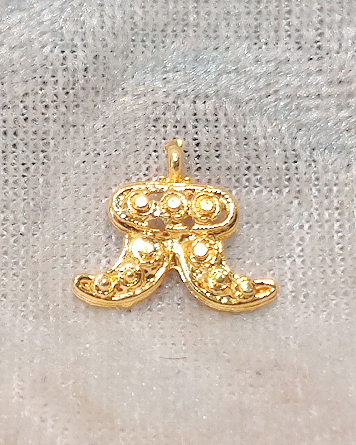 Golden Waghnakha