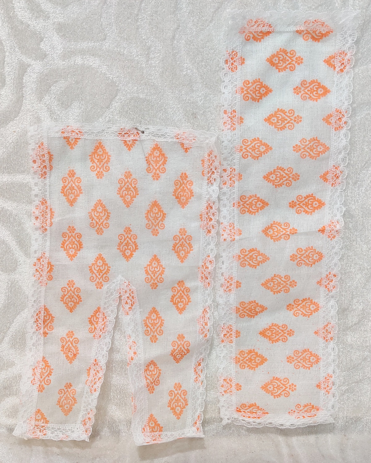 Medium Size Chandan Print Chira Odhani Vastra