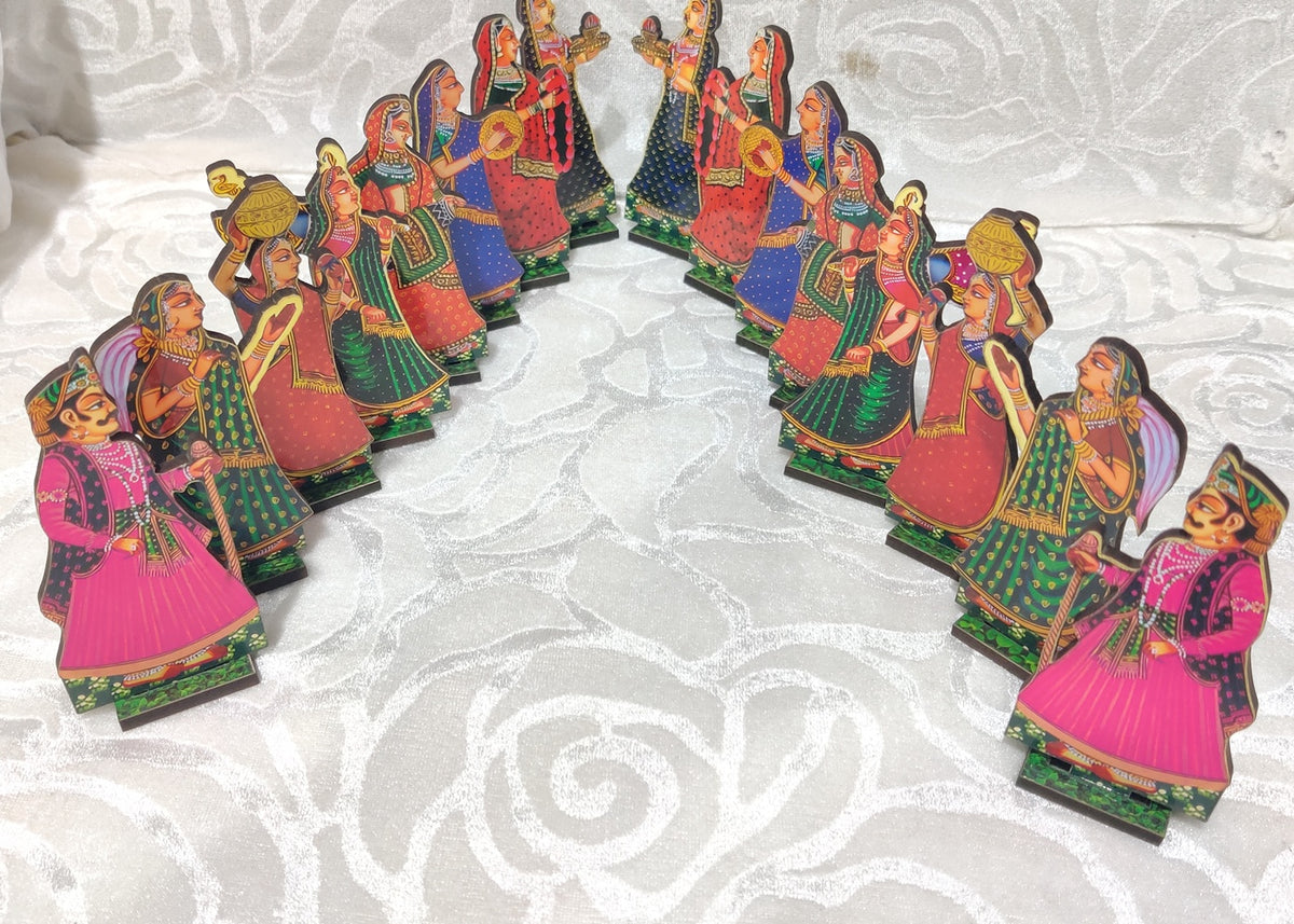 Wooden Dwarpal And Sakhi Set , Small